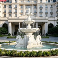 Fontaine de jardin YOUFINE en marbre blanc naturel à 3 niveaux avec statue de cheval pour extérieur