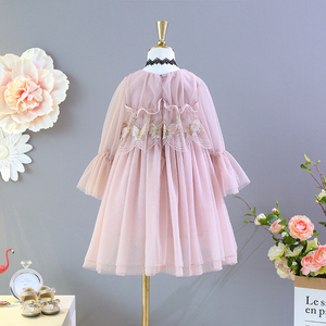 Robe florale de printemps pour fille, style mode, avec boucles, pour achats en ligne en provenance de Chine, directement de l'usine chinoise - Product Image 3