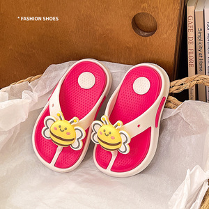 Tongs <span class=keywords><strong>de</strong></span> dessin animé Little Bee en EVA à semelle souple antidérapante, sandales d'été élégantes et polyvalentes pour garçons et filles, à porter à l'intérieur et à l'extérieur - Product Image 2
