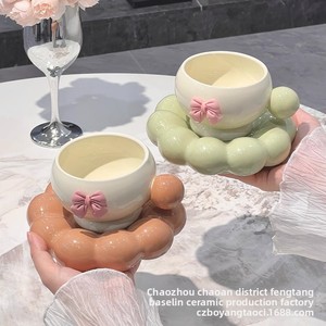 Set di Tazza e Piattino in Ceramica a Forma di Marshmallow, Design Minimalista/Nordico, Ideale per Coppie, Casa e Ufficio - Product Image 3