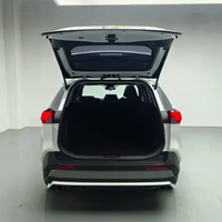 RAV4 d'occasion 2022 2023 2024, automatique CVT, essence, 5 portes, 5 places, SUV, sièges en cuir, éclairage LED
