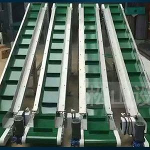 Hellingshoogte <span class=keywords><strong>Lifter</strong></span> Hoppertransportband Bulkmateriaal Transportband Voor Verbeterde Efficiëntie - Product Image 1