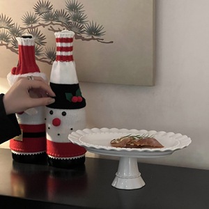 Venta al por mayor de platos ovalados de patas altas en relieve de encaje francés, platos de fruta de cerámica, platos de almacenamiento, platos de aromaterapia y - Product Image 3