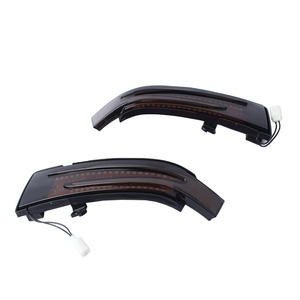 Luces LED Dinámicas Secuenciales ADT para Espejos Laterales, Lentes Ahumadas, Color Ámbar, para W166 X166 W251 W463 - Product Image 2