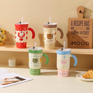 <b>Cute</b> Cartoon Ceramic Tumbler With Straw And Lid 550ml For Cold /Hot Drinks - Product Image 1