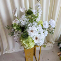 Hochzeitsblumenarrangements MoKtong Moderne Seiden-Grüne Hortensie 70cm Weiße Calla-Lilie Blumenball für Jubiläumsfeier