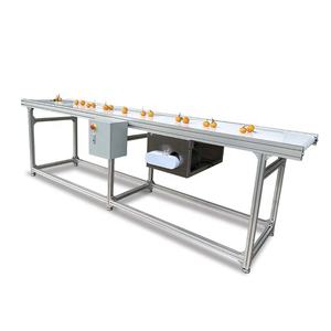 Convoyeur <span class=keywords><strong>à</strong></span> bande en PVC <span class=keywords><strong>de</strong></span> qualité alimentaire en acier inoxydable pour petite ligne d'assemblage, ligne <span class=keywords><strong>de</strong></span> production d'emballage, transformation alimentaire - Product Image 1