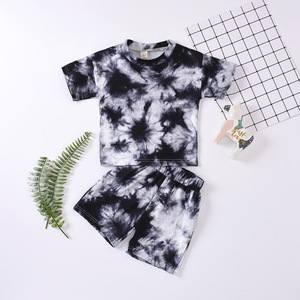 Ensemble T-shirt et short tie-dye multicolore 2 pièces pour enfants (garçons et filles) – Collection été 2021 – Vêtements tendance pour enfants – Vente en gros - Product Image 1