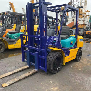 Chariot élévateur diesel Komatsu FD30 d'occasion à contrepoids, 3 tonnes, hauteur de levage 4500 mm, mât à deux étages, moteur – Offre Spéciale - Product Image 1