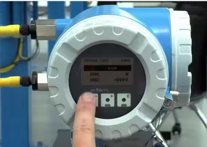 เครื่องวัดอัตราการไหลแบบคอริโอลิส E+H Proline Promass a 300 ดิจิตอล สำหรับวัดน้ำ ก๊าซ น้ำมัน อากาศ  รองรับ OEM ปรับแต่งได้ - Product Image 6