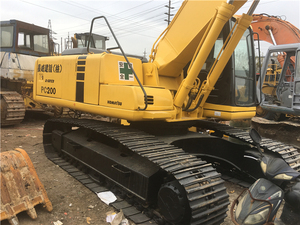 Vente Flash : Excavatrice sur chenilles Komatsu PC200 d'occasion, 29 tonnes, godet de 1,7 m, moteur Cummins, en stock, livraison rapide - Product Image 5