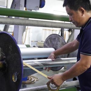 Rouleau <span class=keywords><strong>de</strong></span> ruban adhésif en aluminium réfléchissant pour l'installation <span class=keywords><strong>de</strong></span> panneaux solaires, isolation thermique, résistant aux intempéries, forte adhérence - Product Image 5