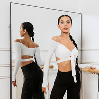 Haut de danse latine à manches longues pour femmes, idéal pour la pratique de la salsa, du tango et de la pole dance, avec coussinet de poitrine intégré