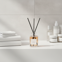 Diffuseur de parfum en verre de luxe 50 ml, ensemble de diffuseur de parfum personnalisé, huile parfumée à la lavande et à l'ébène, parfum d'ambiance pour la maison 60+ jours, ambiance romantique, cadeau