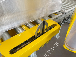 <span class=keywords><strong>Machine</strong></span> d'emballage en porte-à-faux entièrement automatique/bobineuse à bras oscillant de cadre <span class=keywords><strong>Longmen</strong></span>/<span class=keywords><strong>machine</strong></span> d'emballage de film plastique - Product Image 5