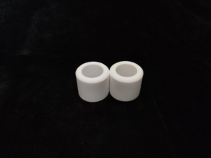 يقوم ييك بتخصيص أنابيب السيراميك الألومينا عالية الدقة والمقاومة للحرارة العالية - Product Image 2