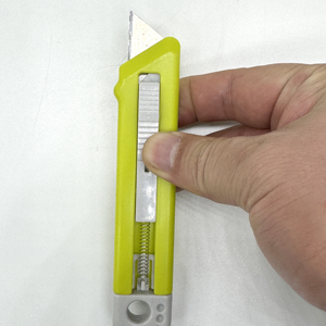 Cutter de sécurité DIY avec fonction rétractable, ouvre-sangles et ouvre-cartons, personnalisable, OEM - Product Image 3