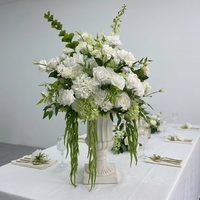 Boules de fleurs artificielles décoratives de luxe en soie de haute qualité, populaires pour les centres de table de mariage