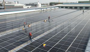 Nettoyeur <span class=keywords><strong>de</strong></span> panneaux solaires Multifit 3,5 m 5,5 m avec double tête semi-automatique pour le <span class=keywords><strong>nettoyage</strong></span> des toits commerciaux, ateliers, serres - Product Image 6