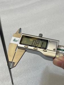 חישורי סיבי פחמן בצורת להב 2.7G עבור אופניים, סיבי פחמן וקרני אופניים טיטניום קל משקל עבור אופני כביש 700CC - Product Image 5