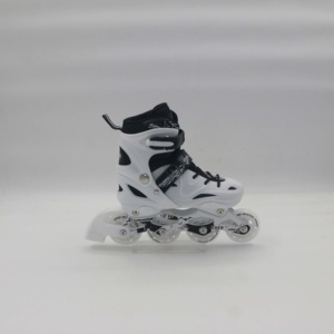 Patins à roues alignées en PU blanc professionnel avec <span class=keywords><strong>châssis</strong></span> en aluminium clignotant freestyle léger pour une utilisation en extérieur prix d'usine - Product Image 6