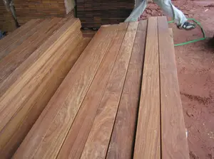 Cubierta de madera natural para exteriores, teca brasileña extremadamente duradera
