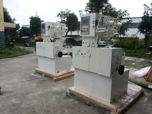 Nouvelle machine automatique compacte pour l'emballage de bonbons avec fonctions de coupe, d'emballage et de collage pour chewing-<span class=keywords><strong>gum</strong></span>, caramel et taffy - Product Image 3