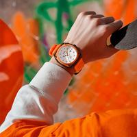 Großhandel T118 Quadratische Einzelkalender-Quarzuhr mit Silikonarmband, 30M Wasserdicht, Hochwertige Optik, Nischen-Schlichte Herrenuhr