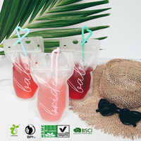 Emballages personnalisés biodégradables de qualité alimentaire pour boissons liquides, sachets jetables en plastique pour jus avec bec verseur et trou pour paille