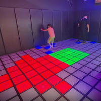 Système de jeu interactif de football immersif pour enfants avec projecteur mural et au sol, idéal pour les aires de jeux intérieures et le divertissement familial (OEM)
