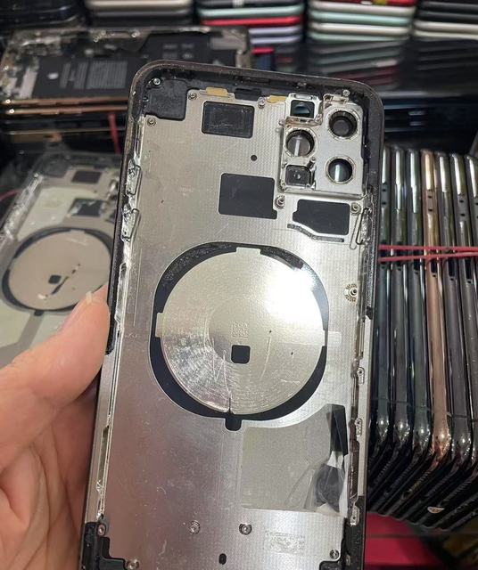 Cheap Price 11p Manufacture Full Housing Assembly for iPhone 11 Pro Rear Door Back Chassis Body With Small Parts