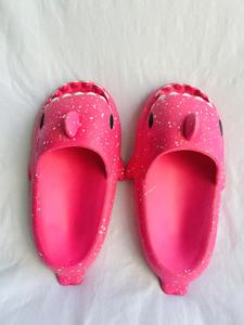H008 Pantofole con stampa animalier rosso rosa, fodera in peluche EVA, punta aperta, per tutte le stagioni, scarpe da donna, taglia 36 37 38 39 - Product Image 1