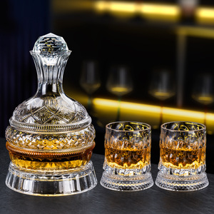 Decanter Rotante in Cristallo Senza Piombo Inciso, Lussuoso ed Elegante, per <span class=keywords><strong>Vino</strong></span> Rosso - Vendita all'Ingrosso - Product Image 3