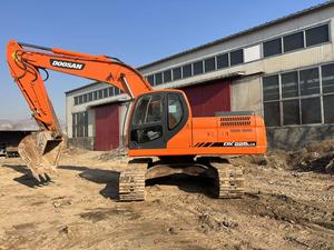 Doosan DX225 Excavateur haute puissance d'occasion en vente Capacité de travail efficace avec composants centraux Pompe à moteur Engrenage moteur - Product Image 4