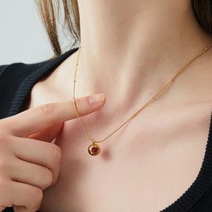 Collier romantique anti-ternissement en or 18 carats, véritable acier inoxydable, zircon, cœur, émeraude, ensemble de colliers pour femmes, hommes, filles - Product Image 2