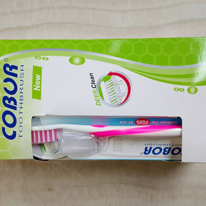 Cepillo de dientes manual de plástico ecológico con cerdas medianas/duras/blandas, 12 unidades, con tarjeta colgante, logotipo OEM, venta al por mayor, económico - Product Image 1