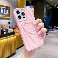 Nouveaux modèles en gros 3D coeur plissé étui de téléphone portable TPU coloré étui de téléphone portable