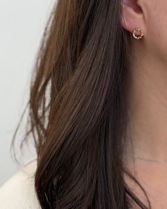 ต่างหูเพชร Pink Brilliant02 ประดับมุก ทอง 14K เครื่องประดับคุณภาพสูง ขายส่ง ผู้ผลิตตามสั่งสำหรับผู้หญิง รับผลิตแบบ OEM ODM - Product Image 1