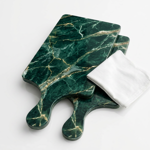 Planche à découper rectangulaire en marbre vert, planche de préparation décorative pour la cuisine, finitions artisanales de haute qualité 1.5 - Product Image 1