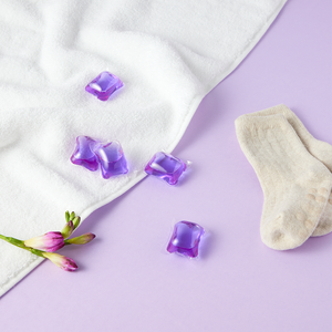 Cápsulas de detergente concentrado al por mayor OEM ODM con aroma duradero a pera dulce y fresia para lavado de ropa en hogares pequeños - Product Image 4