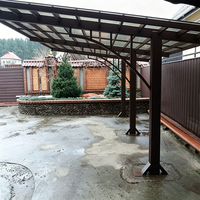 Structure de carport préfabriquée en acier léger durable pour parking extérieur, conception à longue durée de vie, forme en H robuste