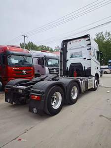 Camión Tractor Usado Gris SINOTRUCK de Servicio Pesado 6x4 Diésel para Remolque, Transporte y Cabeza Tractora con Dirección Izquierda, Motor Weichai, Refrigeración por Aire - Product Image 5