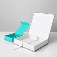 Caja de Regalo Magnética de Papel con Tapa Estilo Libro y Cinta Decorativa, Recubierta con Tela Premium, para Empaque de Regalos de Whisky y Licores