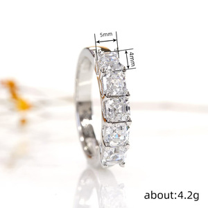 Anello con design geometrico quadrato, elegante anello da dito per donna - Product Image 4