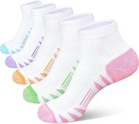 Chaussettes de sport en coton personnalisées avec amorti doux, design respirant et anti-humidité, option de logo personnalisé pour l'entraînement sportif estival