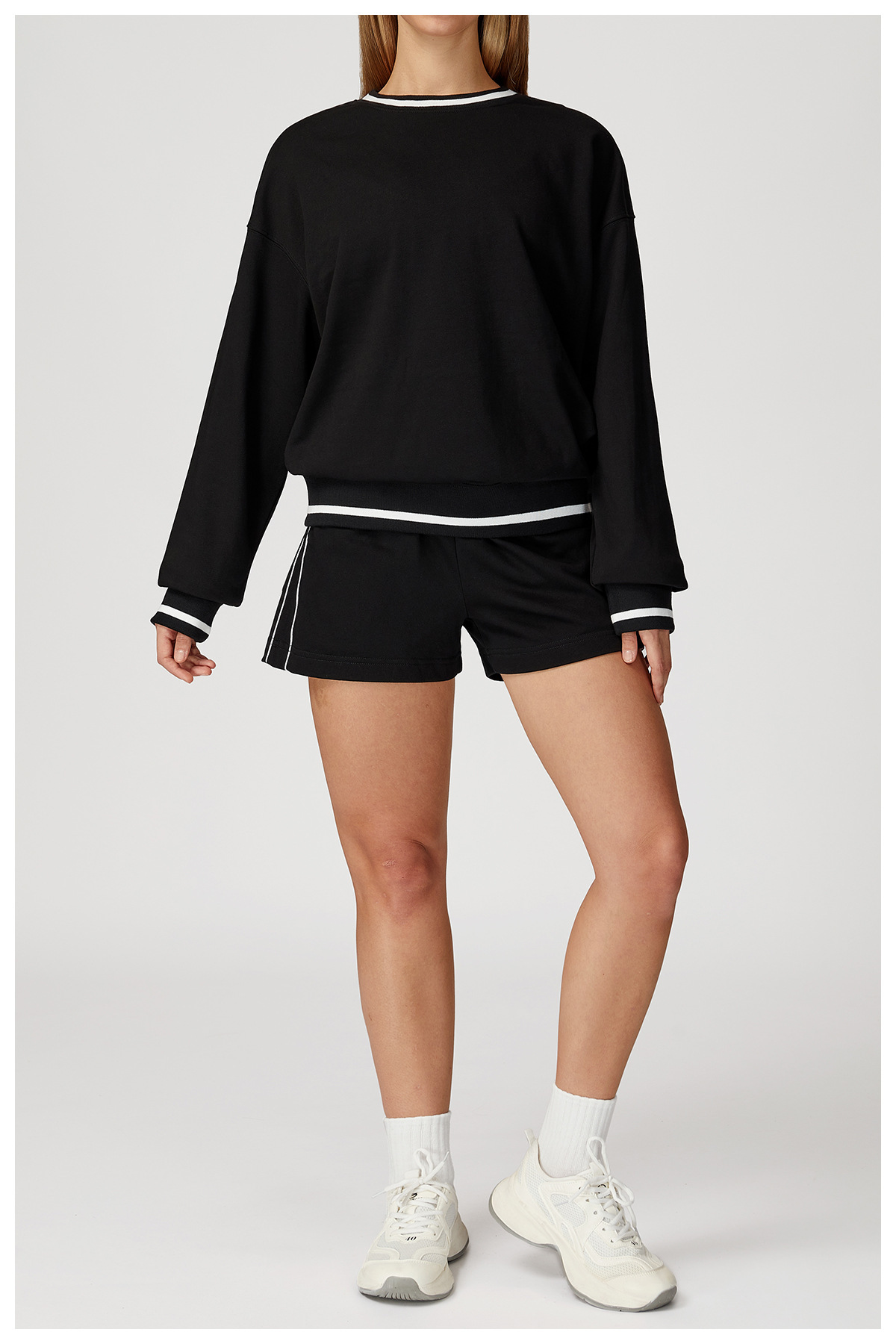Pockets High-Waist Activewear Pants: closure, strap or waistband adjustment reference