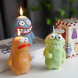 Lustiges Schlamm monster duft dekoration Hässliches und niedliches Duftkerzen-Geburtstags geschenk mit Handgeschenk-Monster form