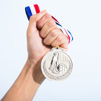Médailles sportives en métal Or Argent Médailles sportives Conception 3D personnalisée Ballon de football Trophées Médaille