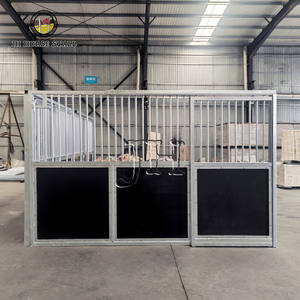 Dayanıklı Modüler Bağımsız Hafif At Ahırı Bölmesi, HDPE Dolgulu, Döner Yemlikli Oturmağı, Sıcak Daldırma Galvanizli Çerçeve - Product Image 2