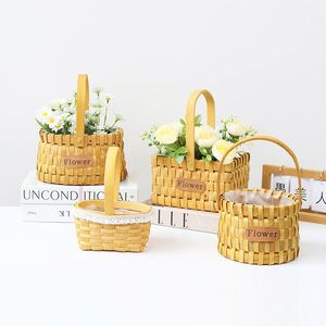 Panier en osier fait main en gros, paniers de décoration d'intérieur populaires, panier à fleurs en rotin tressé de style pastoral - Product Image 1